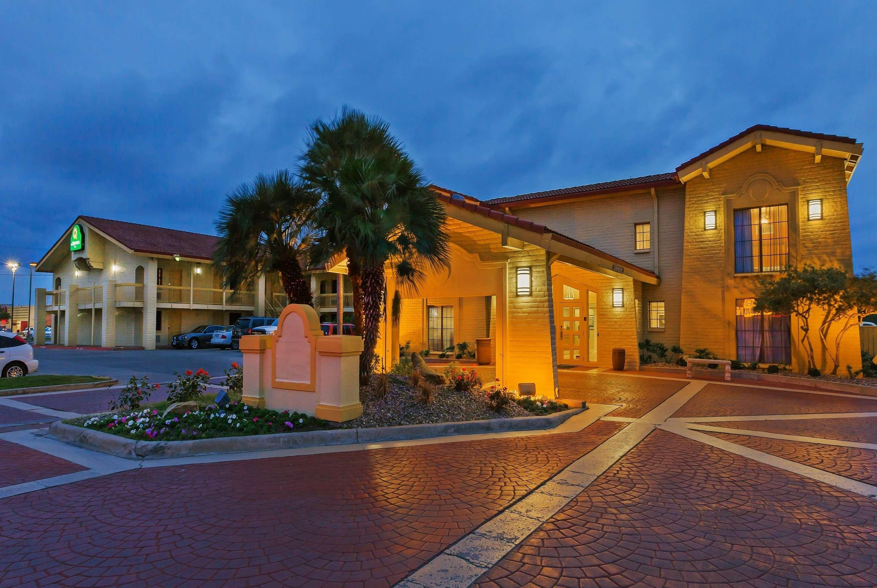 La Quinta Inn By Wyndham Victoria Dış mekan fotoğraf