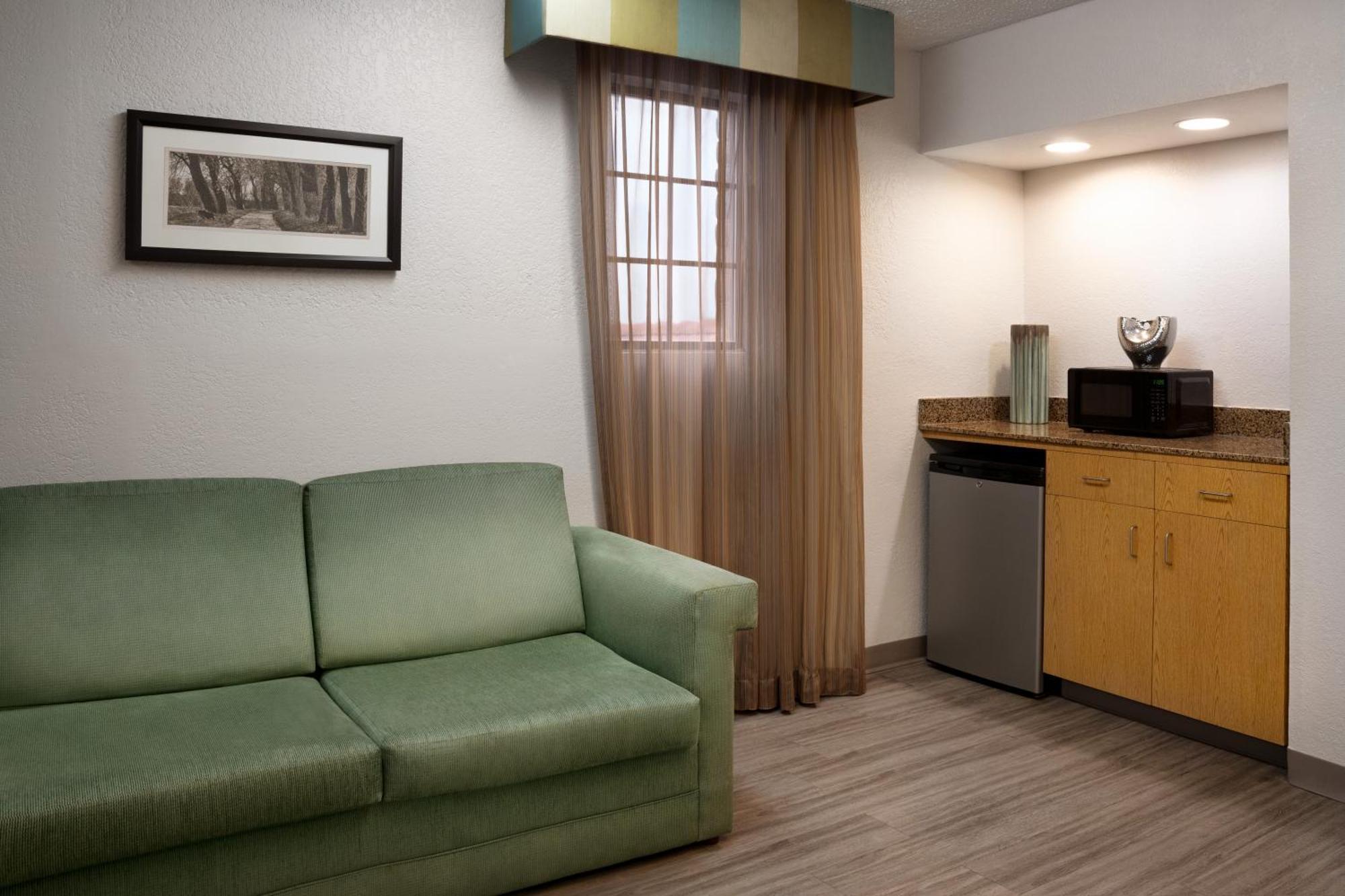La Quinta Inn By Wyndham Victoria Dış mekan fotoğraf