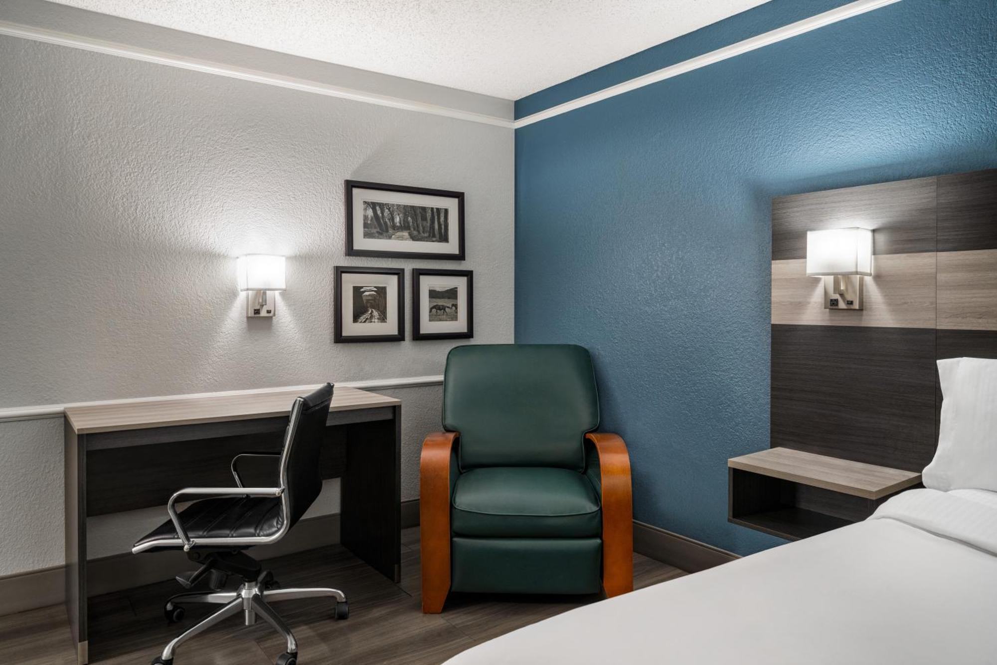La Quinta Inn By Wyndham Victoria Dış mekan fotoğraf