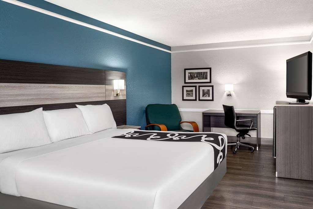 La Quinta Inn By Wyndham Victoria Oda fotoğraf
